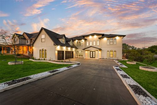 464 Breezeway Ct, Cedar Hill, TX, 75104-6732 | Card Image