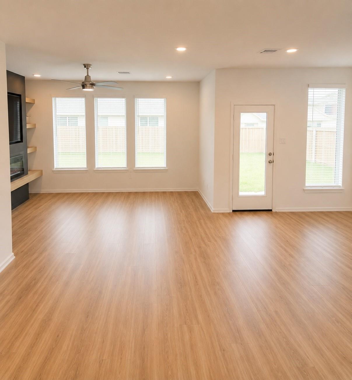 Residential Lease in New Caney 4