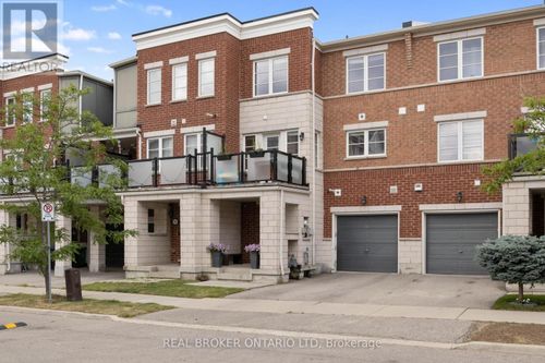100 Baycliffe Cres, Brampton, ON, L7A3Z4 | Card Image