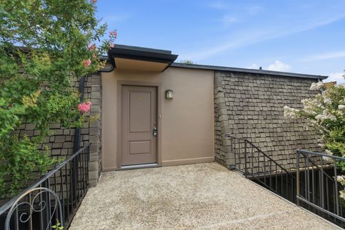 205-4112 Bowser Ave, Dallas, TX, 75219-3766 | Card Image