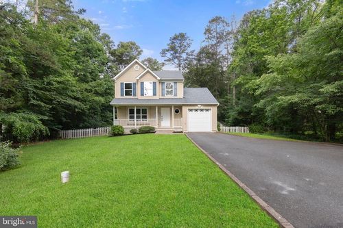 10 Postal Rd, Cream Ridge, NJ, 08514-2443 | Card Image