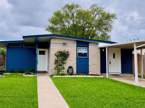 710 Karen Ln, San Antonio, TX, 78218-4228 | Card Image