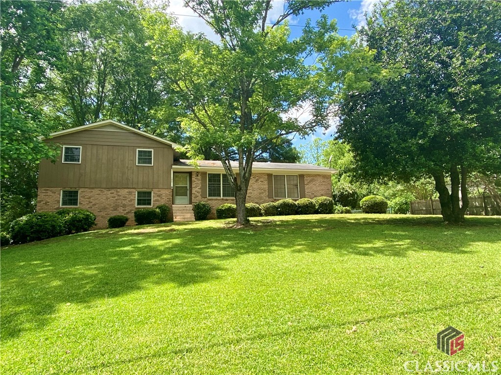 Curtis Dr, Athens, GA 30605