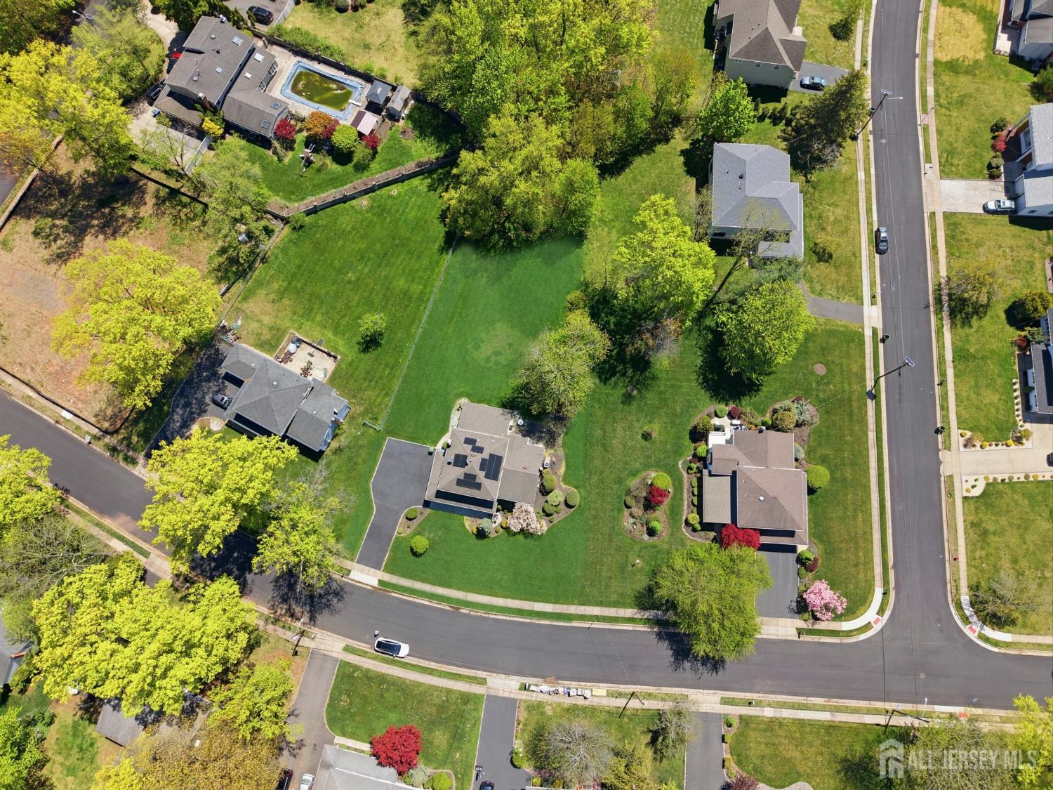 Residential Lease in Edison 2