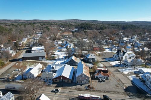 317 Main Street, Bingham, ME, 04920 | Card Image