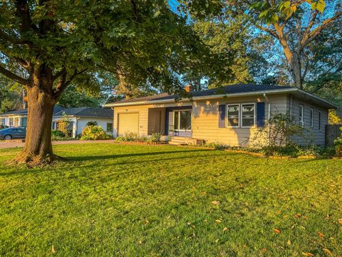 1481 Wisconsin River Dr, Port Edwards, WI, 54469-1043 | Card Image