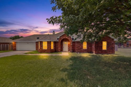 2509 Gerry Way St, Lancaster, TX, 75134-2331 | Card Image