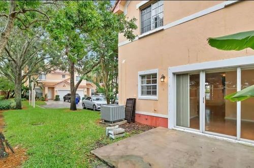 8678 Sw 23rd Ct, Miramar, FL, 33025-2008 | Card Image