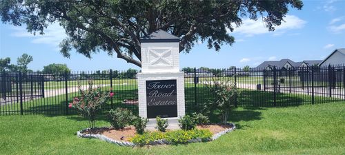 3138 W W Tower Circle Circle, Santa Fe, TX, 77517 | Card Image