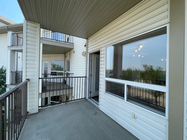 1317 - 330 Clareview Station Dr Nw, Condo with 1 bedrooms, 1 bathrooms and 2 parking in Edmonton AB | Image 11