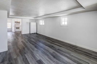 2802 15 Ave Se, House detached with 4 bedrooms, 2 bathrooms and null parking in Calgary AB | Image 3