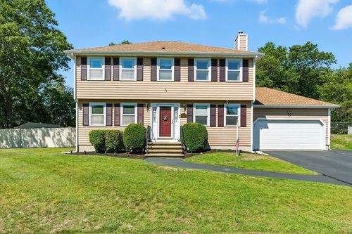 18 Arthur G Pernokas Dr, Woburn, MA, 01801-3263 | Card Image