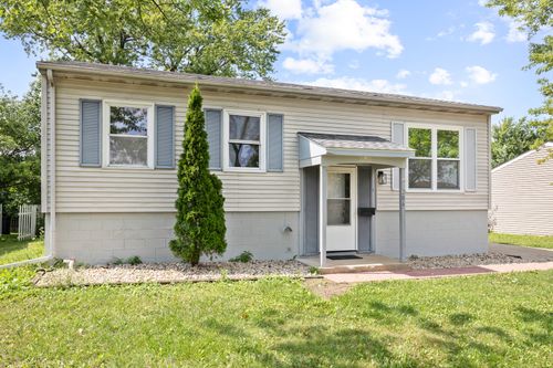 206 Ridge Cir, Streamwood, IL, 60107-1706 | Card Image
