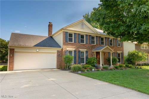 3424 Cornwall Drive Nw, Canton, OH, 44708 | Card Image