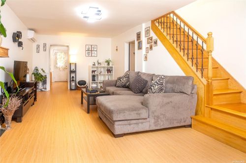 60 170th St, Fresh Meadows, NY, 11365 | Card Image