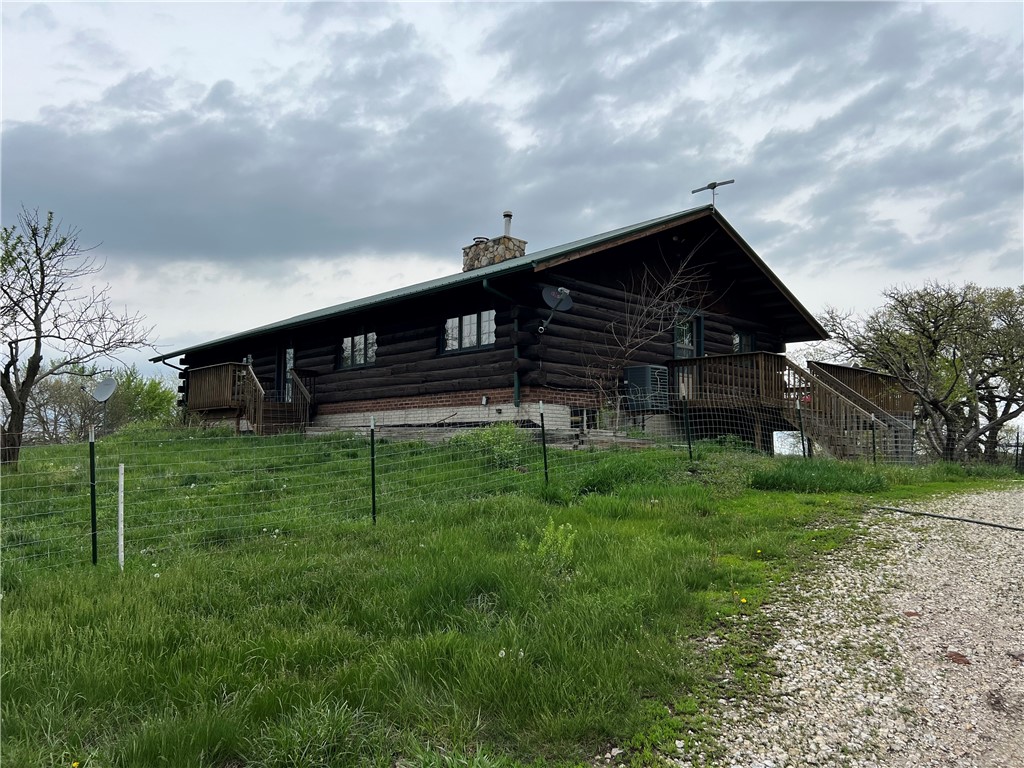 Morningstar Dr, Des Moines, IA 50313