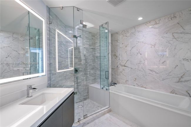 UNIT-909 - 851 Ne 1 St Ave, Condo with 3 bedrooms, 3 bathrooms and null parking in Miami FL | Image 13