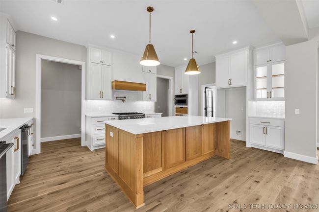 6364 N Bluesage Dr, House other with 5 bedrooms, 4 bathrooms and null parking in Owasso OK | Image 9