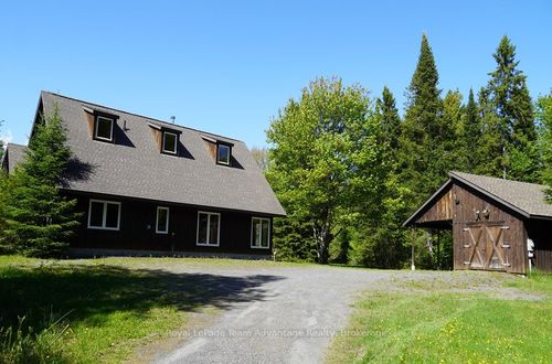 768 Hurdville Rd, Mckellar, ON, P2A0B5 | Card Image