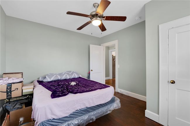 2 bedroom Bed 1 | Image 17