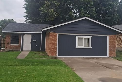 2112 N Wilburn Ave, Bethany, OK, 73008-5741 | Card Image