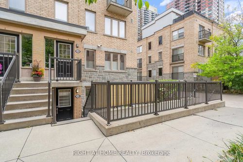 146-12 Foundry Ave, Toronto, ON, M6H0A7 | Card Image