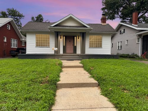 1028 Ravenswood Dr, Evansville, IN, 47714-3441 | Card Image