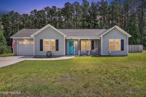102 Blossom Ct, Maple Hill, NC, 28454-8719 | Card Image