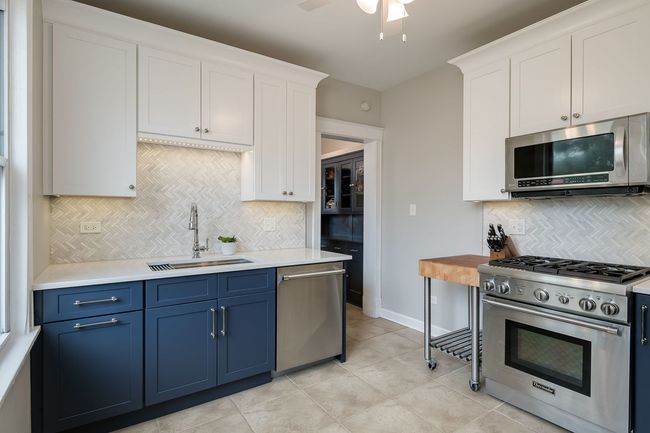 3 - 844 Harvard St, Condo with 2 bedrooms, 1 bathrooms and 1 parking in Oak Park IL | Image 22
