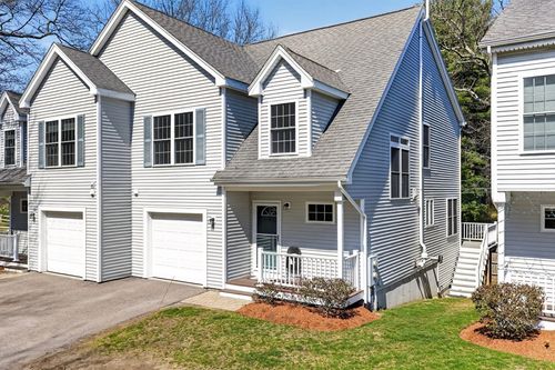 2-2 Sterling Ln, Walpole, MA, 02081-2733 | Card Image