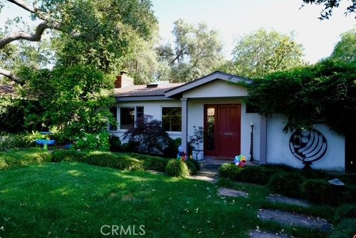 626 W 9th St, Claremont, CA, 91711-3741 | Card Image
