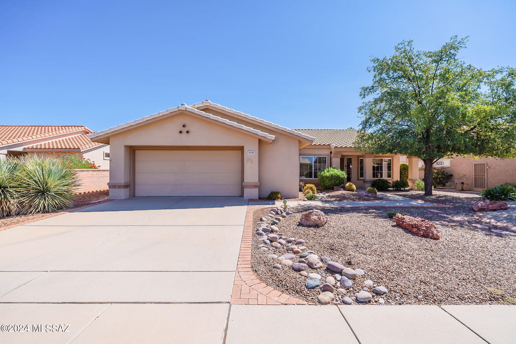 Flagstone Dr, Oro Valley, AZ 85755