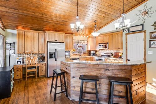 104 County Road 139c, Burnet, TX, 78611-4041 | Card Image