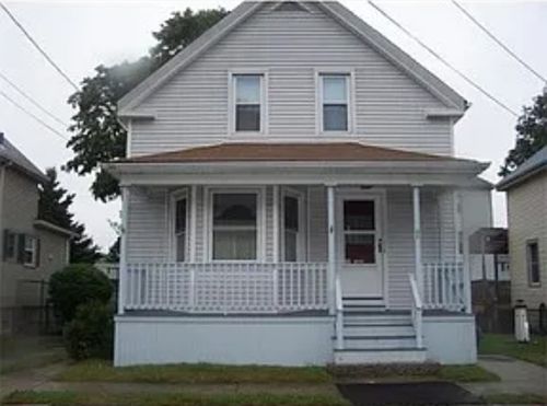 45 Vine St, New Bedford, MA, 02740-5632 | Card Image