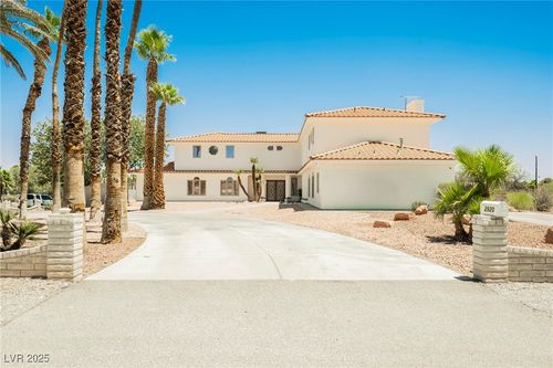 2920 El Camino Rd, Las Vegas, NV, 89146-5273 | Card Image