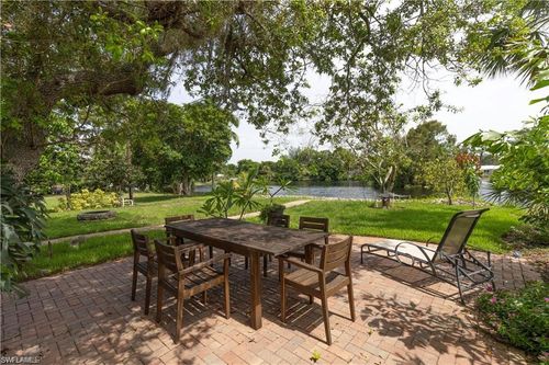 1354 Rordon Ave, NAPLES, FL, 34103-4577 | Card Image