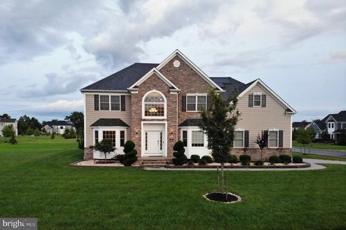 18 Surrey Ln, Belle Mead, NJ, 08502-5854 | Card Image