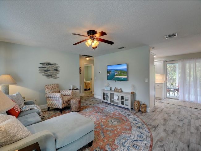 1379 Scroll St, House other with 2 bedrooms, 2 bathrooms and null parking in Sebastian FL | Image 7
