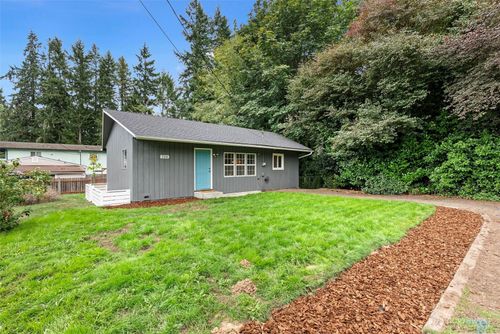108 Kendall St, Port Orchard, WA, 98366-3611 | Card Image