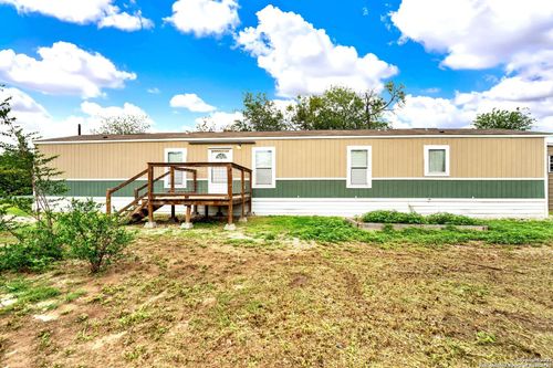 2109 17th St, Hondo, TX, 78861-1619 | Card Image