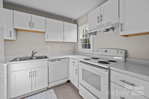 apt-b-4600 Coronado Dr, Charlotte, NC, 28212-4479 | Card Image
