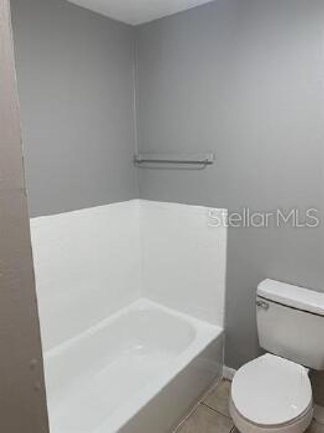 APT-1 - 907 Center Ave, Townhouse with 2 bedrooms, 1 bathrooms and null parking in Haines City FL | Image 6