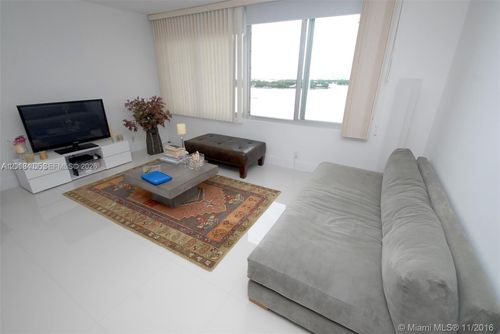 1101-1200 West Ave, Miami Beach, FL, 33139-4377 | Card Image