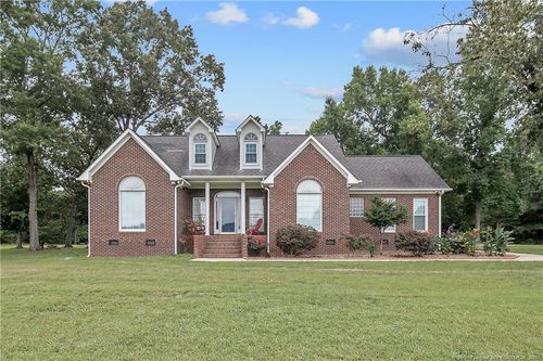 7655 Lucinda Ln, Linden, NC, 28356-9117 | Card Image