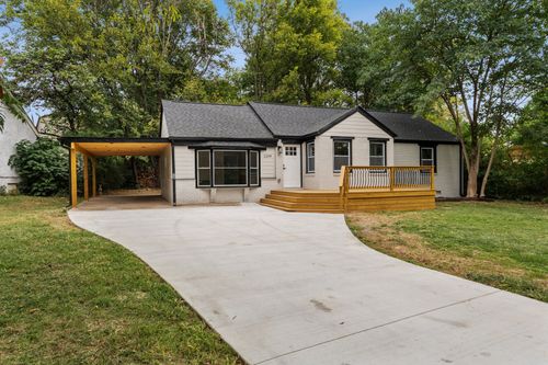 2208 Pittswood Dr, Nashville, TN, 37214-3015 | Card Image