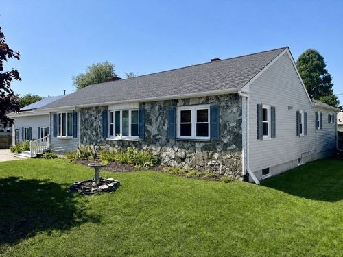 319 Oliver St, New Bedford, MA, 02745-1326 | Card Image