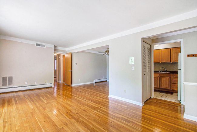 APT-101 - 1249 Island Dr, Condo with 2 bedrooms, 1 bathrooms and null parking in Ann Arbor MI | Image 5
