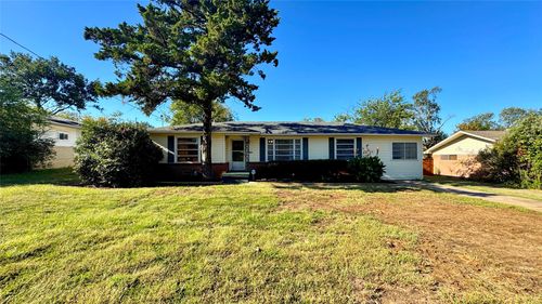 105 Davidson Dr, Terrell, TX, 75160-5009 | Card Image