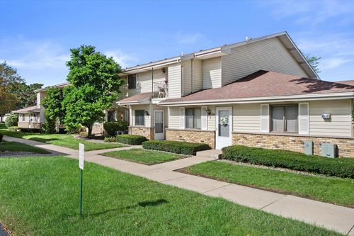 7120 Mariner Drive, Mount Pleasant, WI, 53406 | Card Image