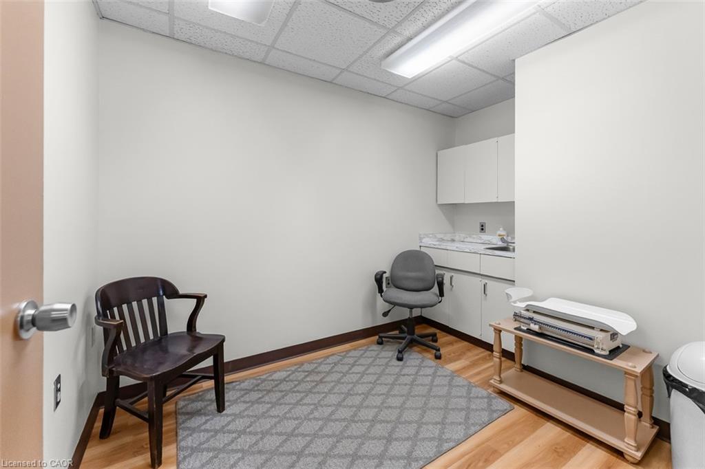 Commercial Sale in Niagara Falls 5